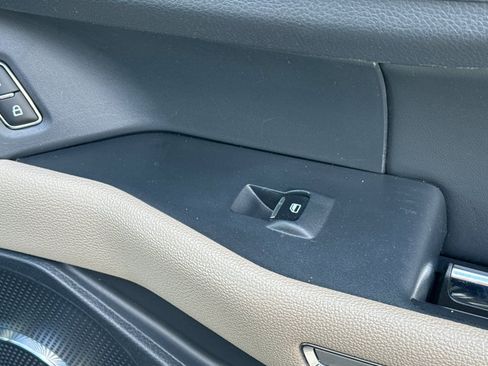 Used 2024 Ford Expedition Limited image 23