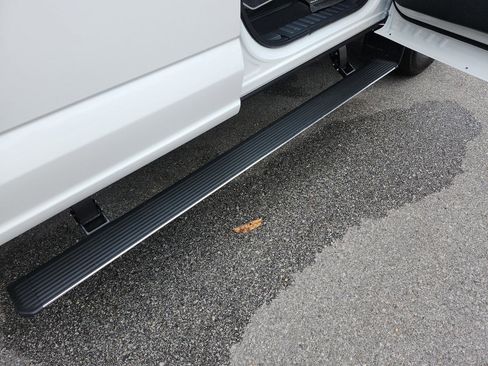 Used 2024 Ford F350 Lariat w/ Lariat Ultimate Package image 8