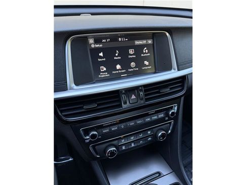 Used 2020 Kia Optima LX image 14