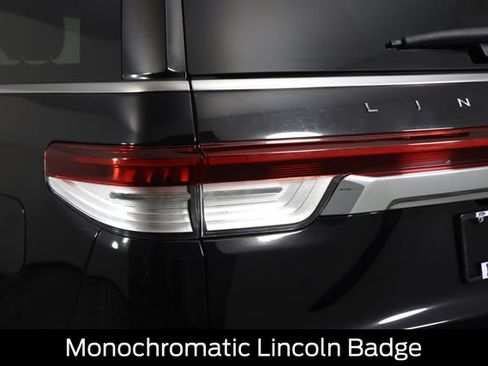 Used 2023 Lincoln Navigator L Reserve w/ Equipment Group 201A AWD/4WD image 27