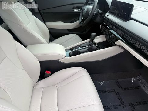 Used 2026 Honda Accord EX-L image 31