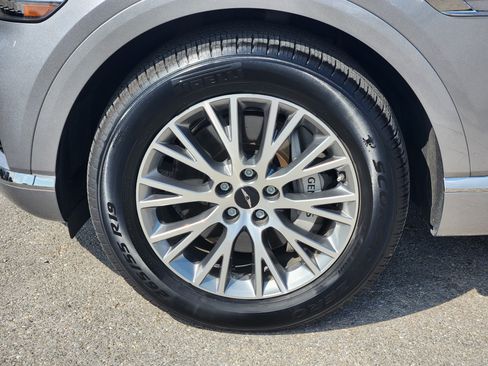 Used 2025 Genesis GV80 2.5T Standard AWD/4WD image 10