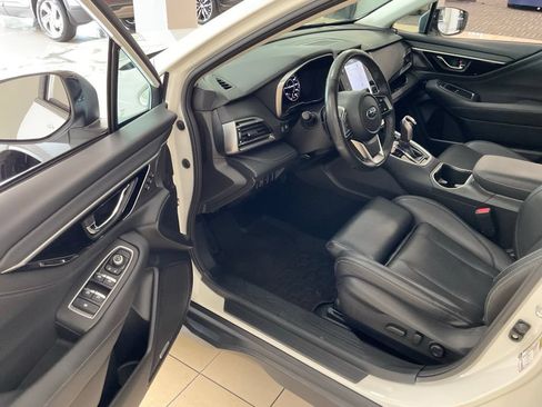 Used 2024 Subaru Outback Limited AWD/4WD image 10