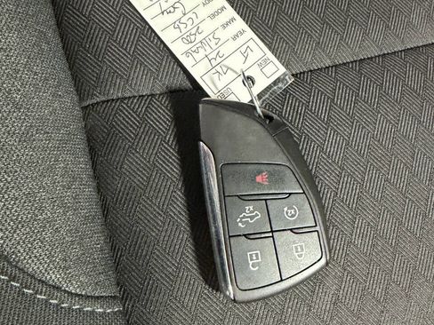 Used 2024 Chevrolet Silverado 2500 LT image 23