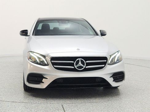 Used 2020 Mercedes-Benz E 450 4MATIC Sedan w/ Premium Package image 2