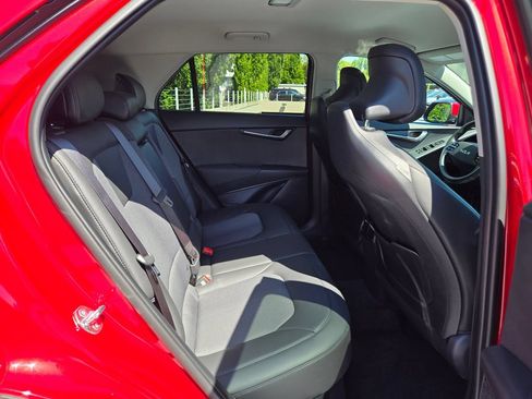 Certified 2025 Kia Niro EX FWD image 12