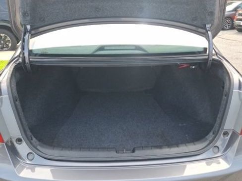 Used 2015 Honda Accord Sport image 8
