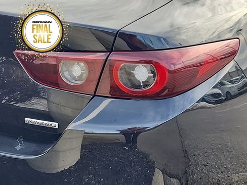 Used 2025 MAZDA MAZDA3 s image 8