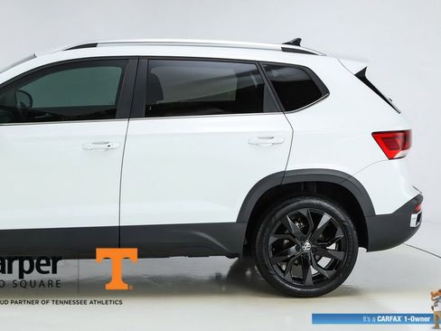 Used 2023 Volkswagen Taos SE w/ Black Wheel Package FWD image 41
