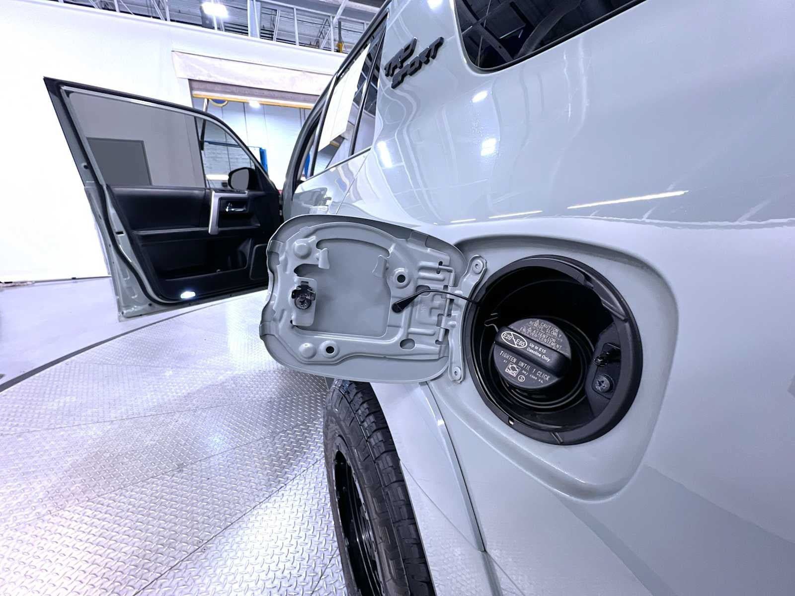 Used 2022 Toyota 4Runner TRD Sport w/ Technology Package AWD/4WD image 42