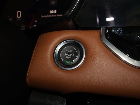 Certified 2026 GMC Canyon AT4 w/ Technology Plus Package image 15