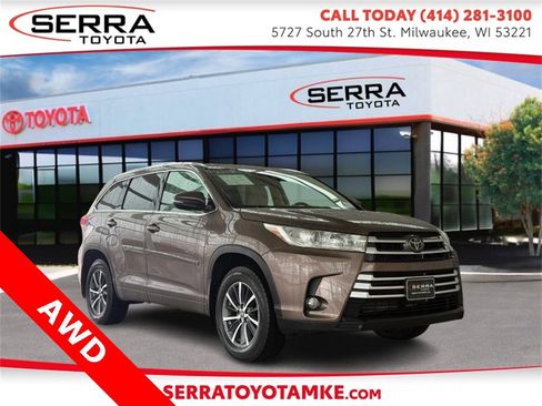Used 2018 Toyota Highlander XLE w/ Protection Package #3 image 1