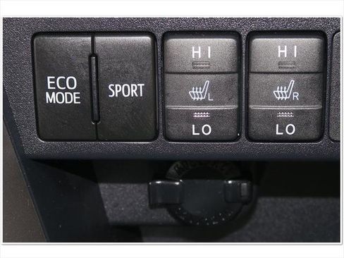 Certified 2016 Toyota RAV4 Limited image 46