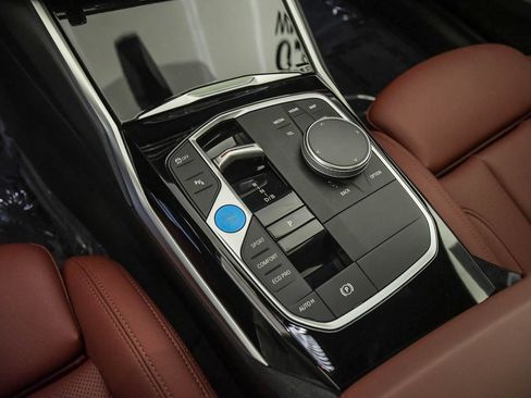 Used 2023 BMW i4 eDrive35 RWD image 19