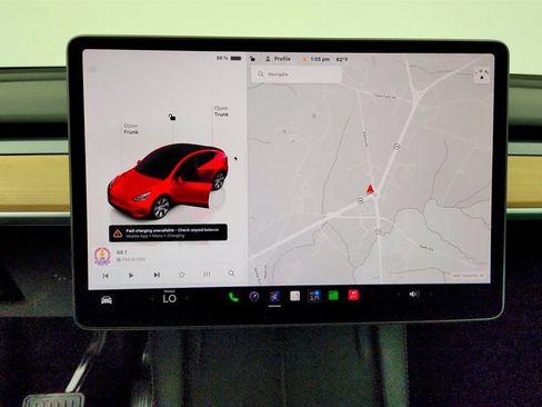 Used 2024 Tesla Model Y Long Range AWD/4WD image 22