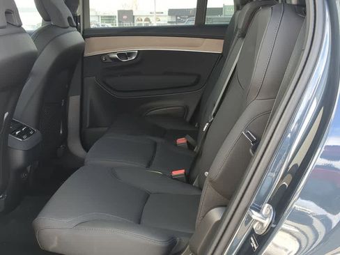 New 2026 Volvo XC90 B5 Plus w/ Protection Package Premier image 18