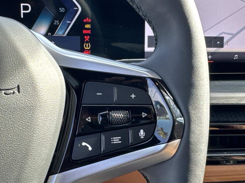 Used 2025 BMW i4 xDrive40i w/ Premium Package image 18