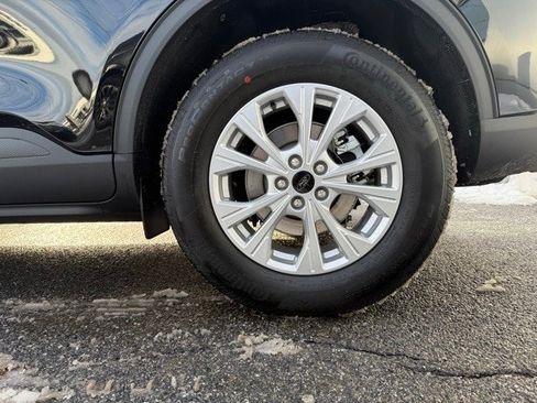 Used 2026 Ford Escape Active w/ Cold Weather Package image 7