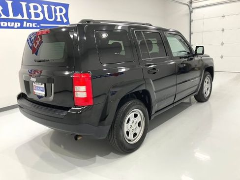 Used 2016 Jeep Patriot Sport w/ Power Value Group FWD image 15
