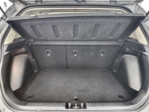Used 2025 Hyundai Venue SEL FWD image 35