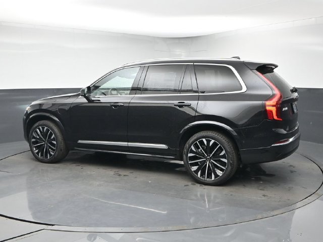 New 2026 Volvo XC90 T8 Plus AWD/4WD image 5