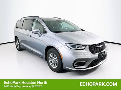 Used 2021 Chrysler Pacifica Touring