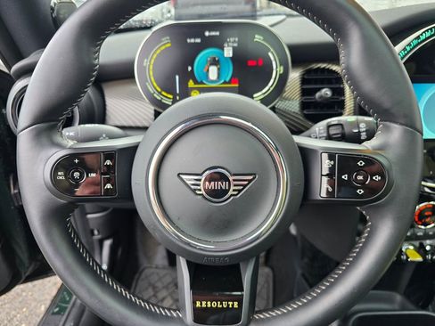 Used 2024 MINI Cooper SE w/ MINI Resolute Edition image 58