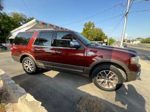 Used 2015 Ford Expedition King Ranch RWD image 10