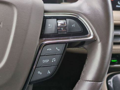 Used 2022 Lincoln Nautilus Reserve image 27