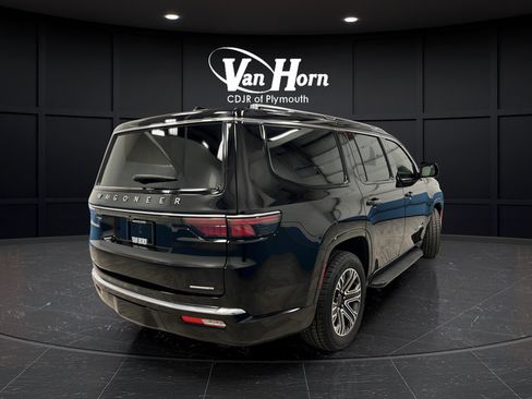 Used 2023 Jeep Wagoneer Series II AWD/4WD image 7