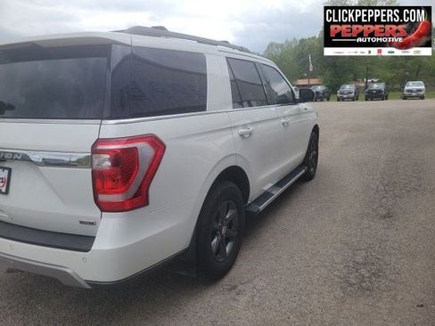 Used 2021 Ford Expedition XLT AWD/4WD image 5