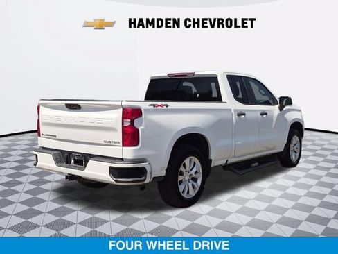 Used 2022 Chevrolet Silverado 1500 Custom AWD/4WD image 3