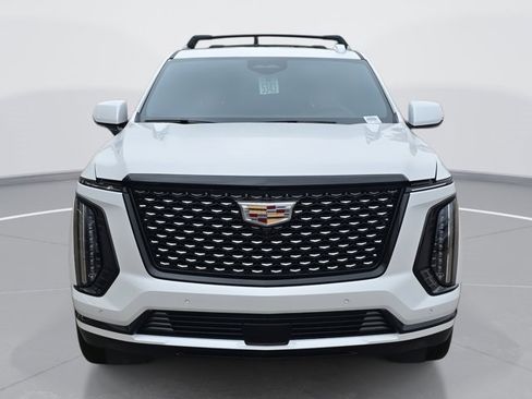 Certified 2025 Cadillac Escalade ESV Premium Luxury w/ Touring Package image 8