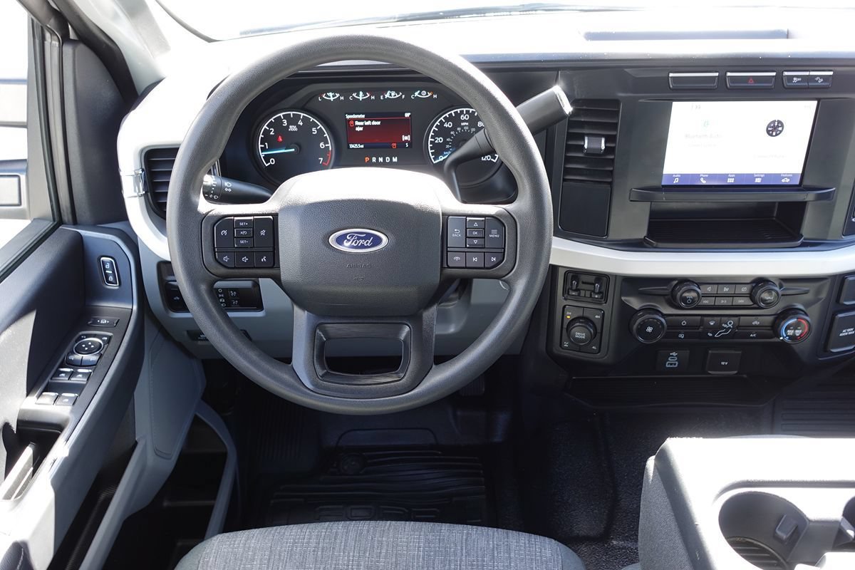 Used 2024 Ford F350 XLT w/ FX4 Off-Road Package AWD/4WD image 39