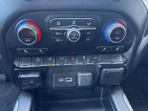 Used 2019 Chevrolet Silverado 1500 RST AWD/4WD image 23