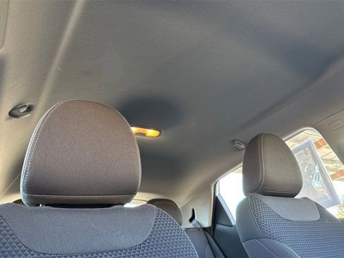 Used 2023 Chevrolet Bolt LT image 22