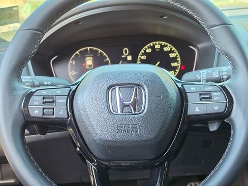 Used 2025 Honda Civic Sport image 28