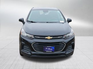 Used 2020 Chevrolet Trax LS w/ Tint and Cruise Package FWD video 2