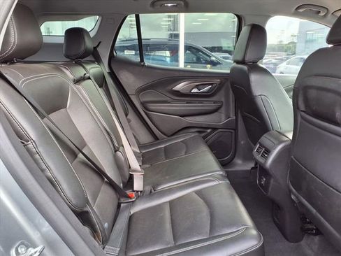 Used 2024 GMC Terrain SLT image 21