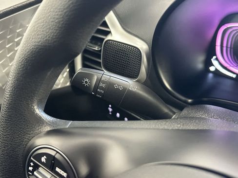 Used 2024 Kia Soul LX w/ Option Group 015 image 17