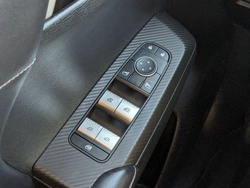 Used 2022 Mitsubishi Outlander SE image 19