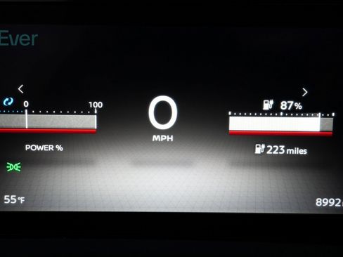 Used 2023 Nissan Ariya PLATINUM+ e-4ORCE image 27