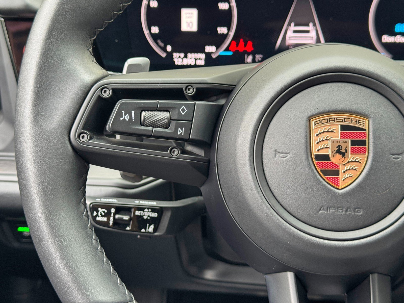 Used 2026 Porsche Cayenne GTS AWD/4WD image 21