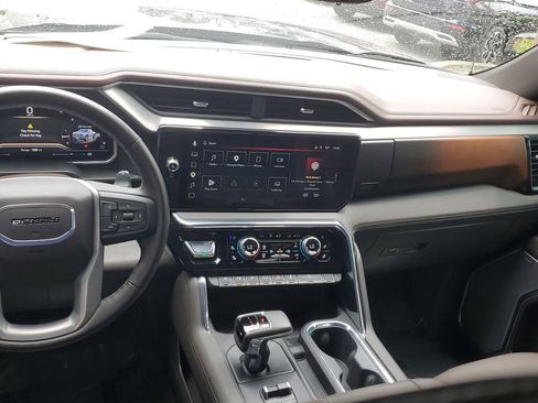 Certified 2025 GMC Sierra 1500 Denali w/ Denali Reserve Package AWD/4WD image 19
