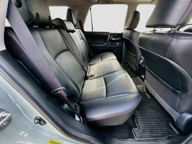 Used 2023 Toyota 4Runner TRD Off-Road Premium w/ Off Road Premium Plus Package AWD/4WD image 30