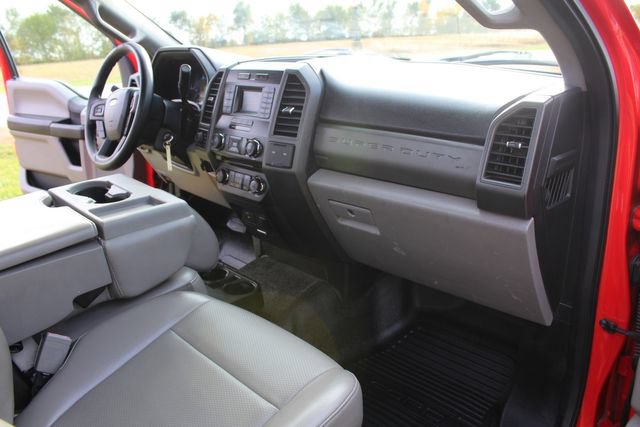 Used 2018 Ford F350 XL w/ Power Equipment Group AWD/4WD image 16