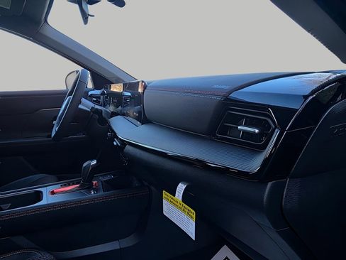 New 2026 Nissan Kicks SR w/ Cold Weather Package image 13