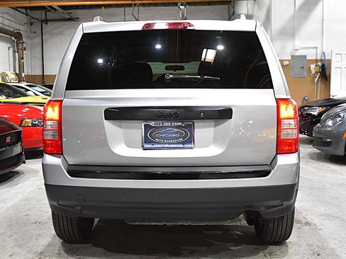 Used 2015 Jeep Patriot Sport FWD image 6