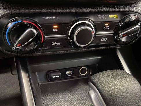 Used 2024 Kia Soul LX w/ Option Group 015 image 22