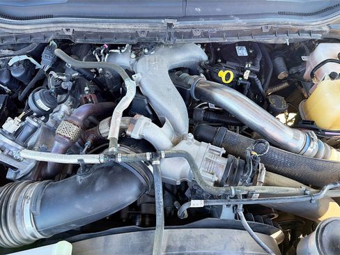 Used 2020 Ford F350 Lariat w/ Lariat Ultimate Package image 38